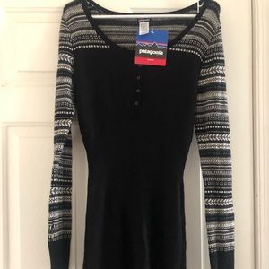 Patagonia slim fit lambs wool knitted dress